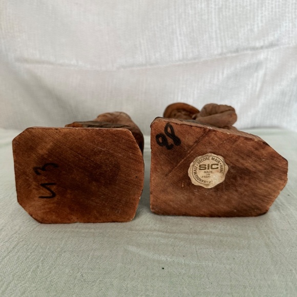 Set of 2 Vintage hand carved wood figurines, made in France - Picture 5 of 5